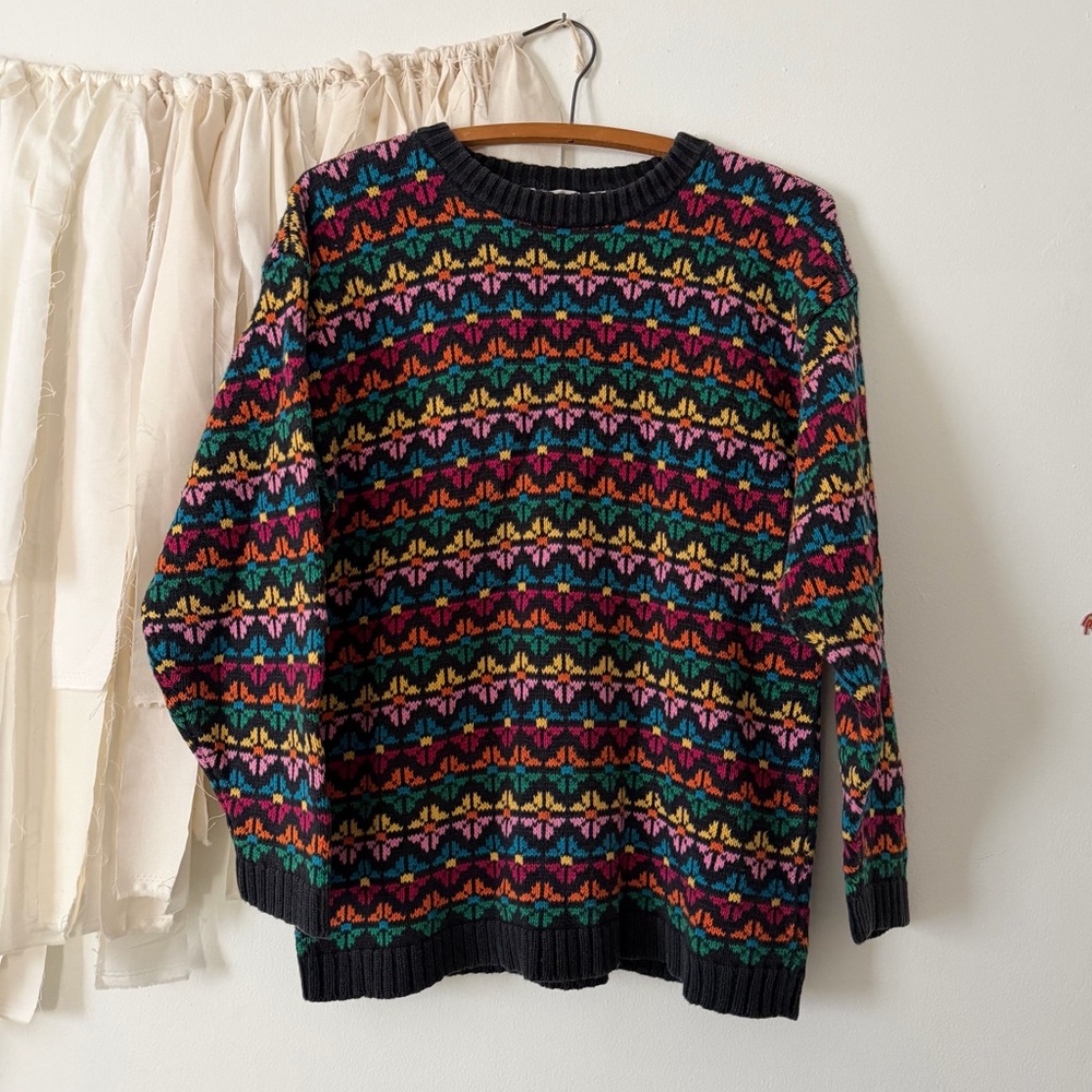 Vintage Laureen E. Ong Jumper